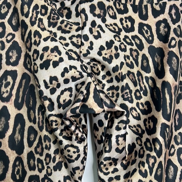 Onzie cheetah leopard print high rise full length yoga leggings - Picture 7 of 10